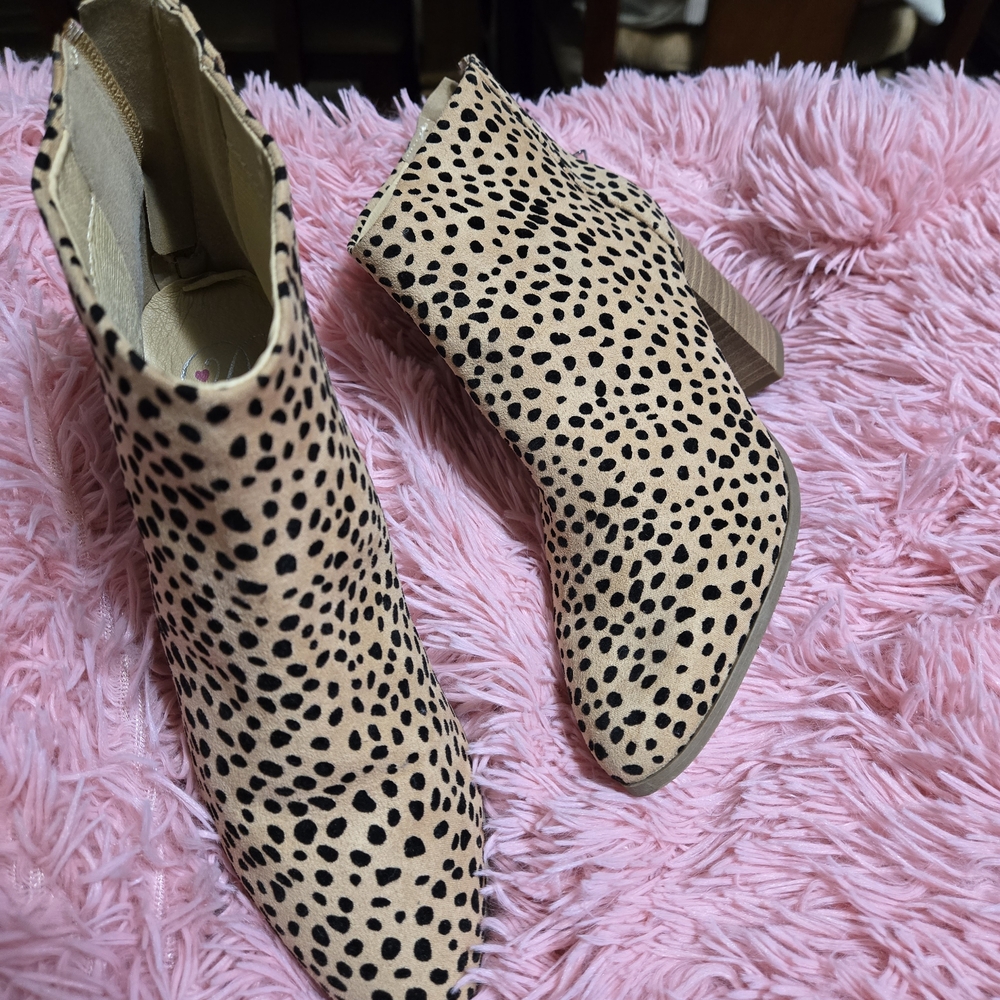 Leopard Print Ankle Booties